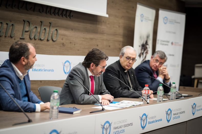 Congreso de Familias y Docentes Católicos