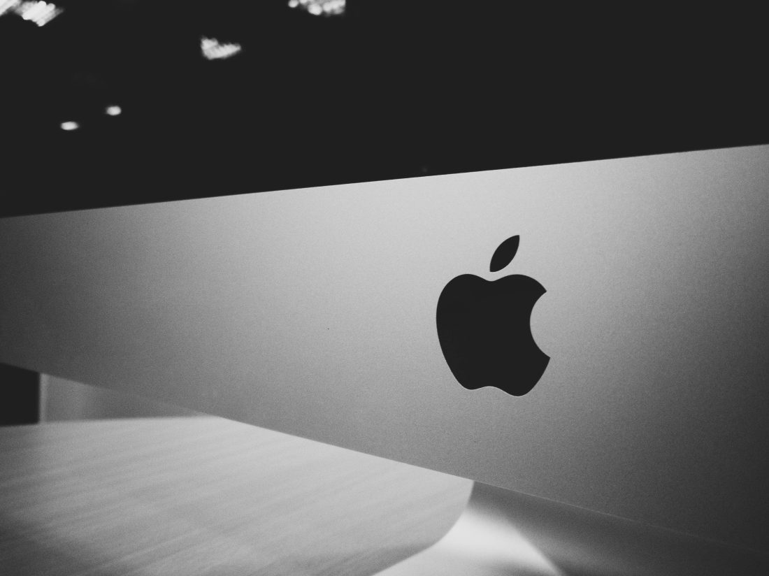 Autonomía tecnológica UE Multas a Meta y Apple Plan de inteligencia artificial europeo